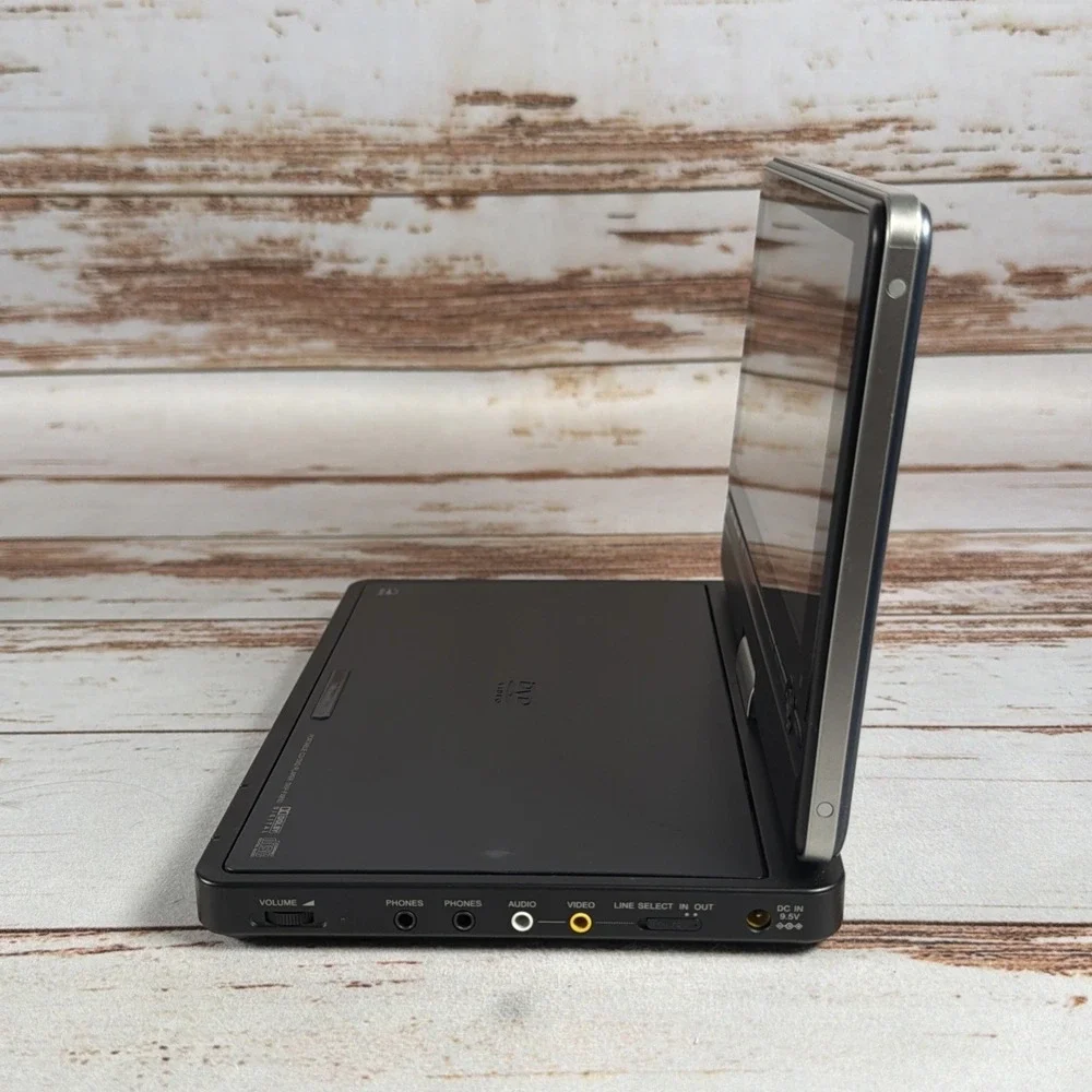 Sony DVP-FX810 8
